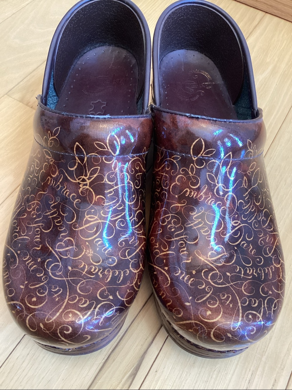 Dansko 20th Anniversary limited edition inspirational quote professional clogs - Picture 4 of 16
